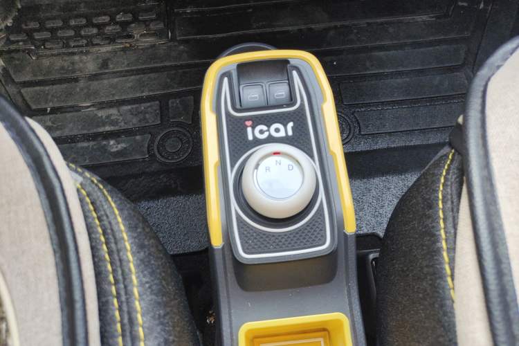 Used Chery QQ Ice Cream 2022 120km Conical Shape Lithium Iron Phosphate Gear Lever