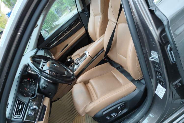 Used BMW 7 Series 2013 740Li Leading Model