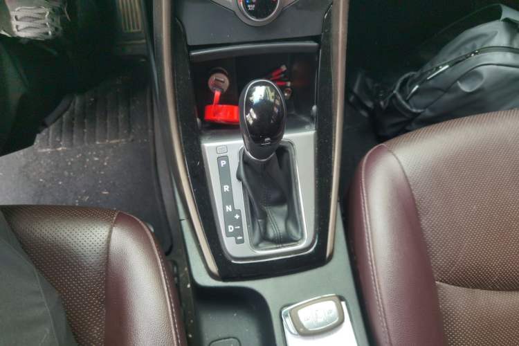 Used Hyundai Elantra (5th Generation / Langdong) 2015 1.6L Automatic Leading Model