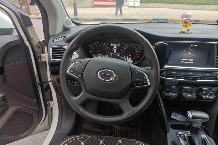 Used GAC Trumpchi GS4 2017 235T G-DCT Two-Wheel Drive Luxury Edition