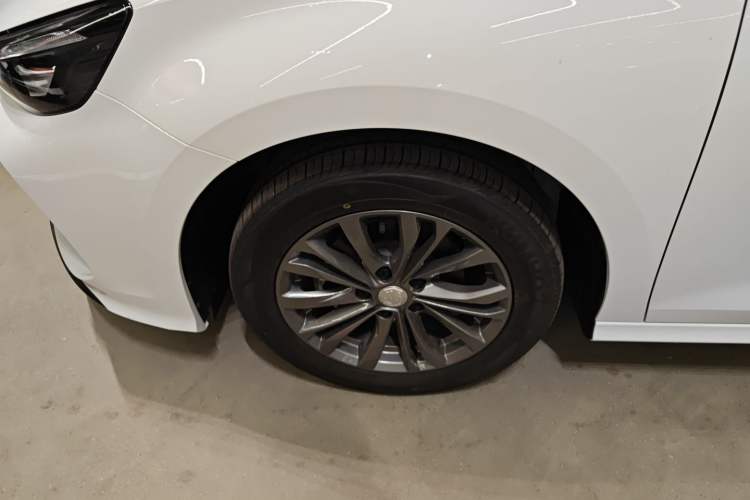 Used MG 5 2025 180 DVVT Global Luxury Edition