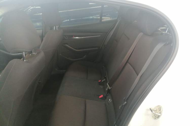 Used Mazda 3 Axela 2023 2.0L Automatic ZhiXuan Edition Left Rear Seat