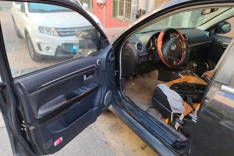 Used Haval H5 Classic 2013 Zhizun Edition 2.0T Manual 4x4 Progressive Model