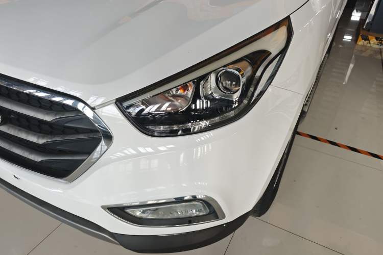 Used Hyundai ix35 2015 2.0L Automatic 2WD Comfort Edition China IV Standard
