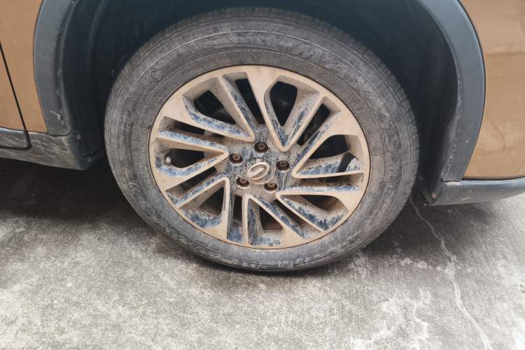 Used GAC Trumpchi GS4 2015 200T G-DCT Elite Edition Right Front Wheel Hub