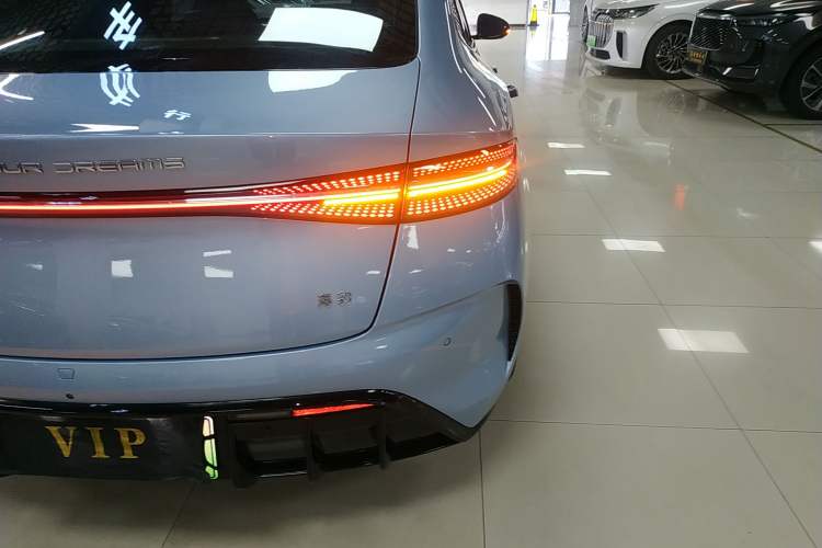 Used BYD Seal 2022 550 km Standard Range Rear-Wheel Drive Prestige Version
