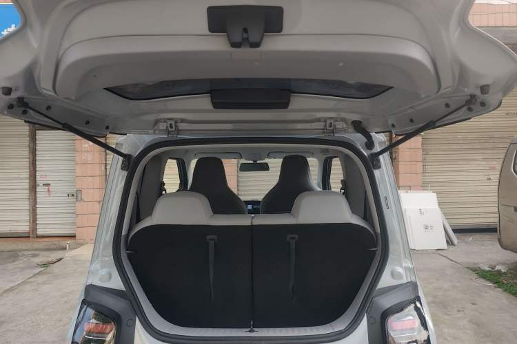Used Wuling Air ev 2023 - Four Seats - Advanced Edition Trunk
