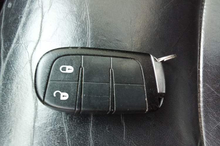 Used Dodge Journey 2013 2.4L Two-Wheel Drive Luxury Version