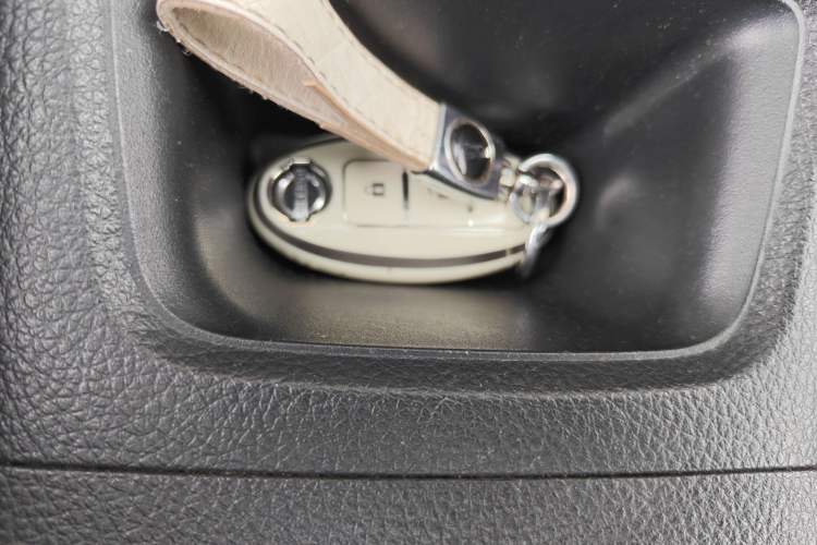 Used Nissan Tiida 2016 1.6L CVT Smart Drive Edition Vehicle Key