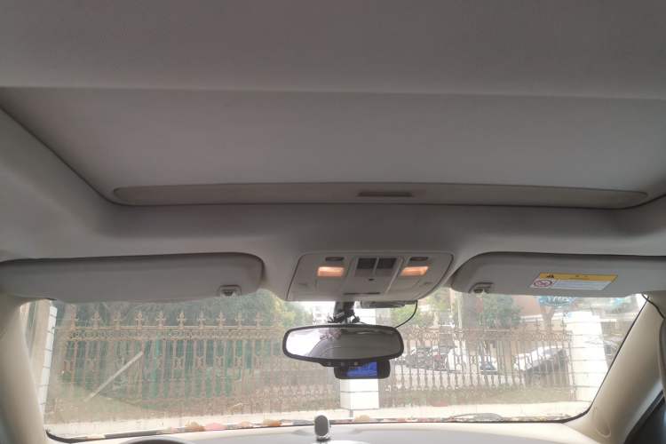 Used Chevrolet Malibu 2014 2.4L Automatic Luxury Edition Headliner