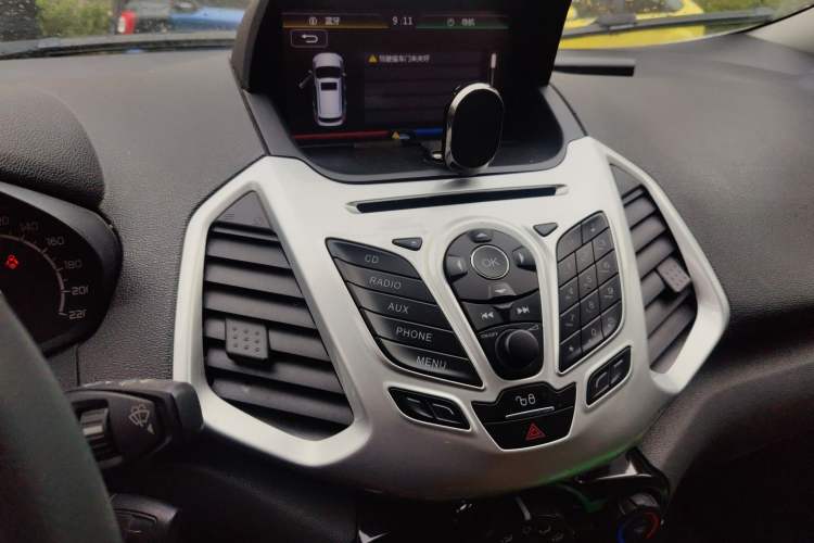 Used Ford EcoSport 2013 1.5L Automatic Fashion Model