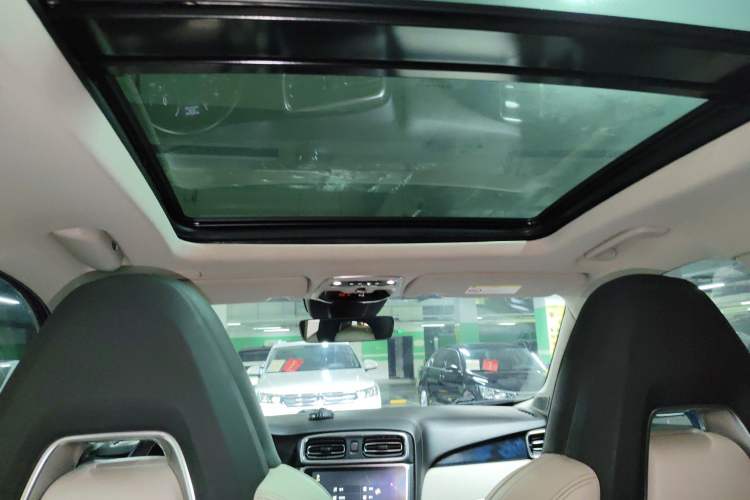 Used Lynk & Co 01 2017 2.0T Two-Wheel Drive Zhaopu Version
