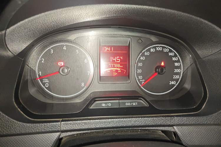 Used Volkswagen Jetta 2017 1.4L Manual Fashion Edition