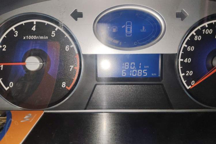 Used Geely Auto Classic Emgrand 2012 Sedan 1.5L Manual Chao Yue Model