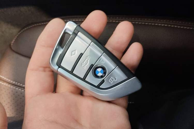Used BMW 5 Series 2020 525Li M Sport Package Vehicle Key