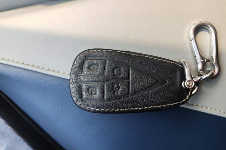 Used Changan UNI-V iDD 2023 Zhidian iDD 1.5T 113km Smart & Fun Version (Rapid Edition)