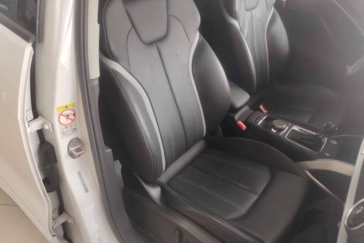 Used Audi Q2L 2018 35 TFSI Luxury Prestige Version China VI
