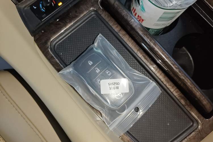 Used Toyota Alphard 2018 Revised Version 3.5L Premium Edition