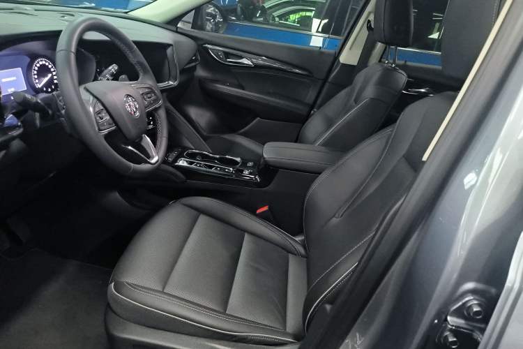 Used Buick Envision 2022 Encore S 552T Two-Wheel-Drive Luxury Model Left Front Seat