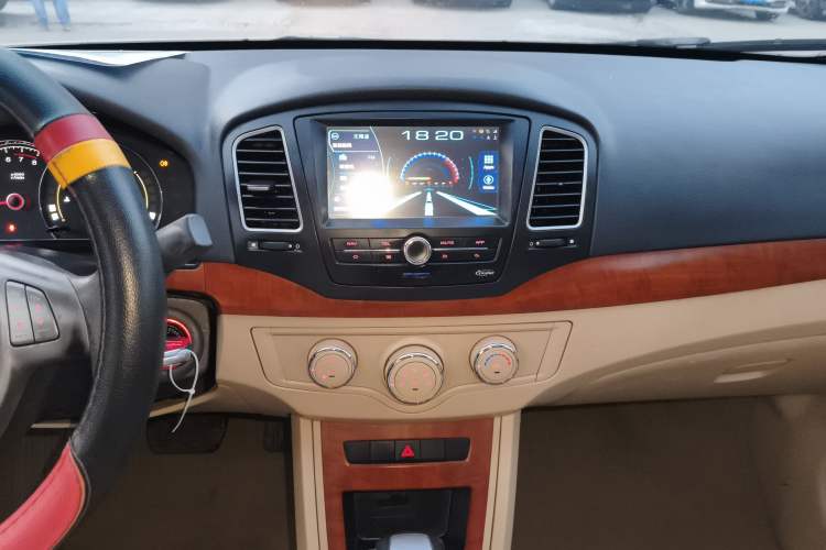 Used Roewe 350 2014 1.5L Automatic Xunyue Version
