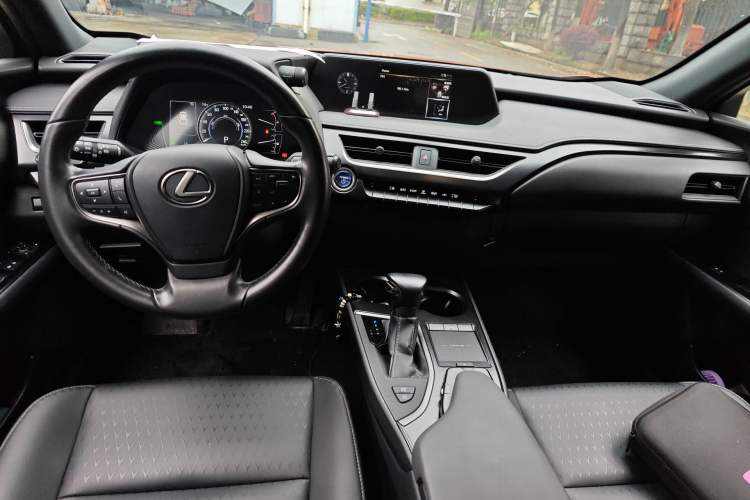 Used Lexus UX 2020 260h Explore & Adventure Edition