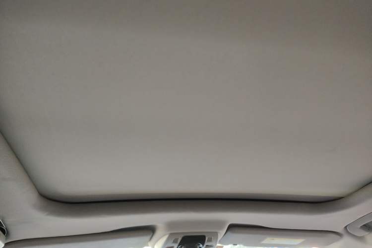 Used DS 6 2016 1.6T Luxury Edition THP160
