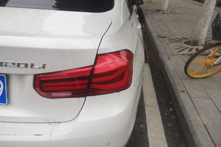 Used BMW 3 Series 2017 320Li Fashion Model
