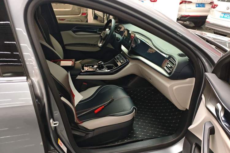 Used BYD Qin PLUS 2021 DM-i 55KM Flagship Model Right Front Seat