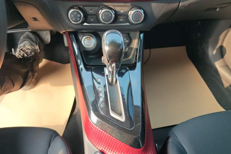 Used Nissan Lannia 2019 1.6L CVT Smart Connect Smart Cool Version China VI Standard