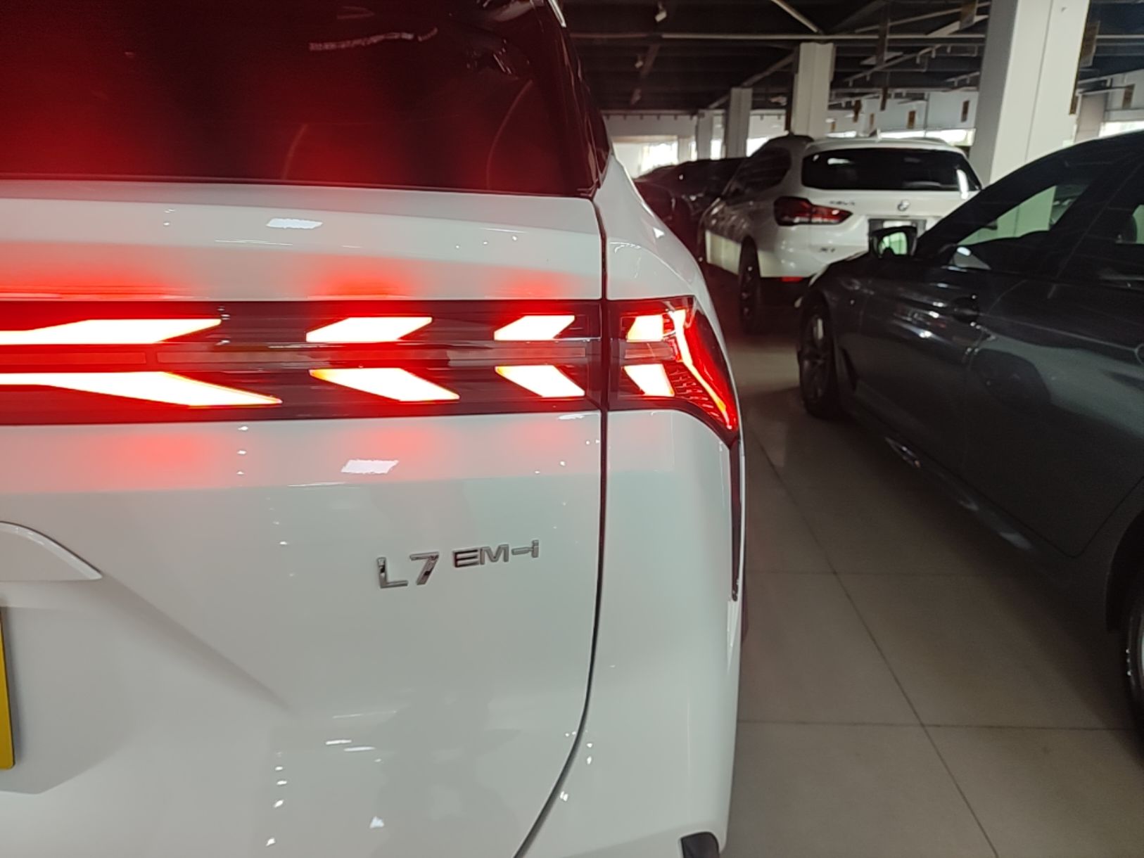 Geely Galaxy L7 2025 EM-i 115km Exploration Edition — снимка 9