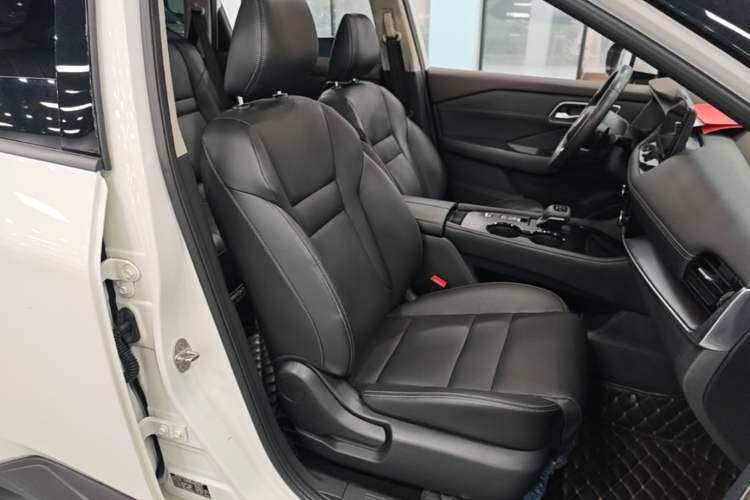 Used Nissan X-Trail 2021 VC-Turbo 300 CVT 2WD Luxury Edition
