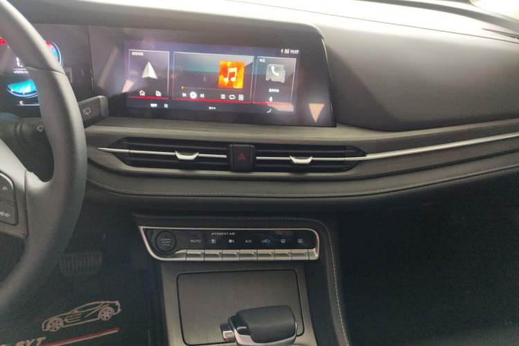 Used CHANGAN CS55PLUS 2021 Blue Whale Edition 1.5T DCT Luxury Model Audio And AC Panel