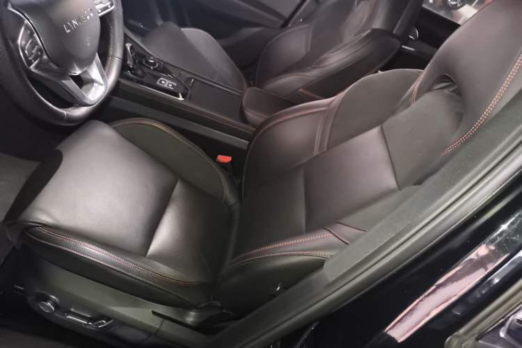 Used Lynk & Co 03 2019 1.5TD DCT JingPro Edition China VI Standard
