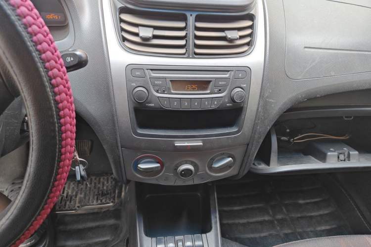 Used Chevrolet Sail 2013 Sedan 1.2L Manual Fashion Edition
