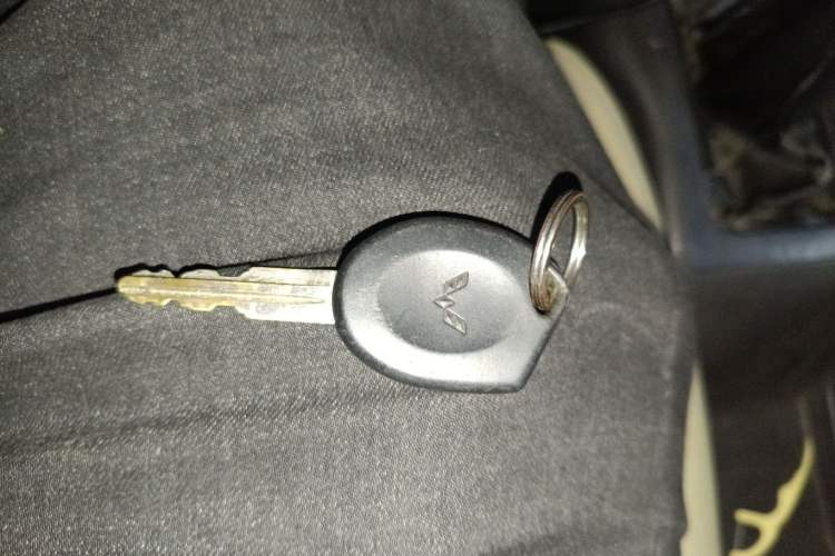 Used Wuling Rongguang 2011 1.2L Base Version