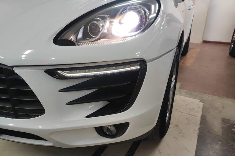 Used Porsche Macan 2017 Macan 2.0T
