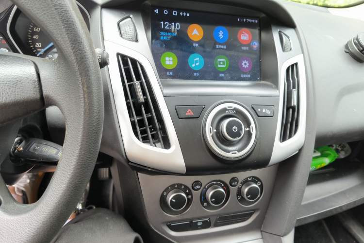 Used Ford Focus 2012 Hatchback 1.6L Manual Comfort Model