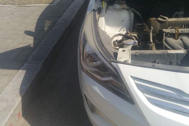 Used Hyundai Verna Ray 2014 1.6L Automatic TOP