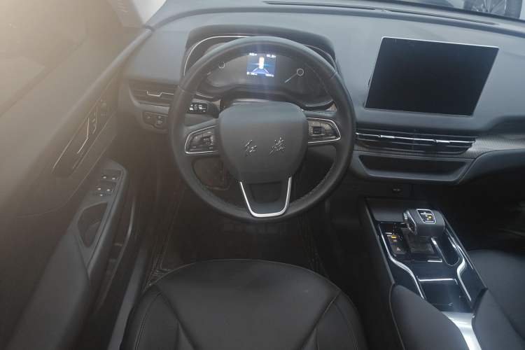 Used Hongqi E-QM5 2022 431 km Charge & Enjoy Edition Steering Wheel