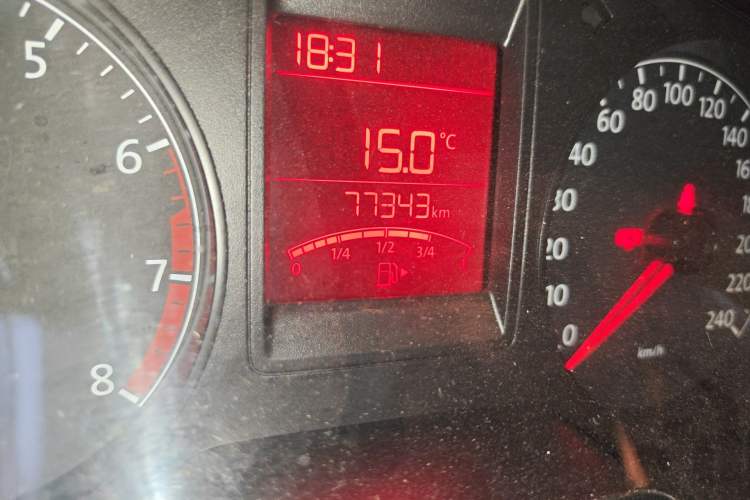 Used Volkswagen Jetta 2013 1.4L Manual Fashion Model