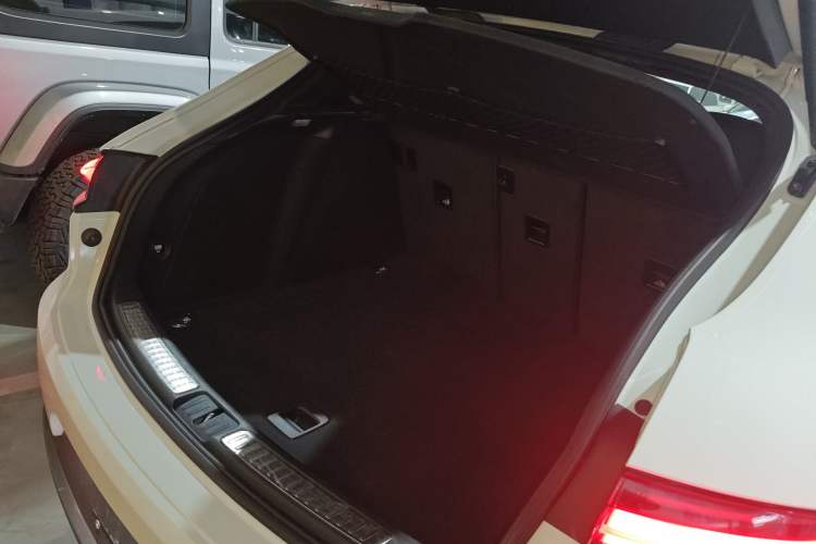 Used Porsche Macan 2018 Macan 2.0T