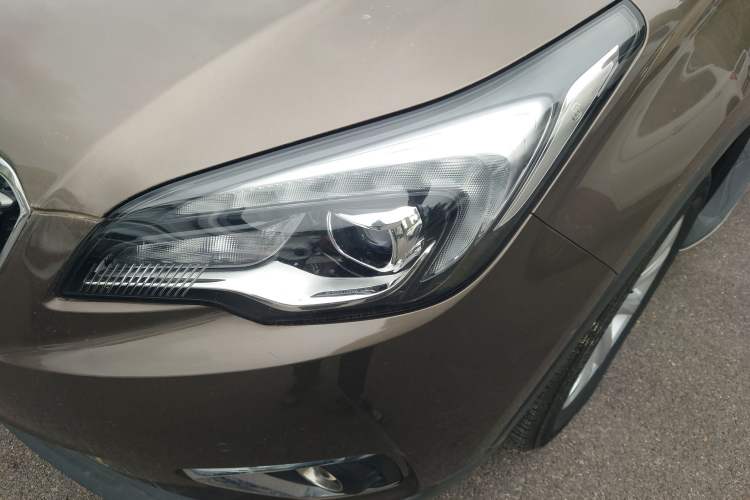 Used Buick Envision 2018 20T Two-Wheel Drive Luxury Model Left Front Headlight