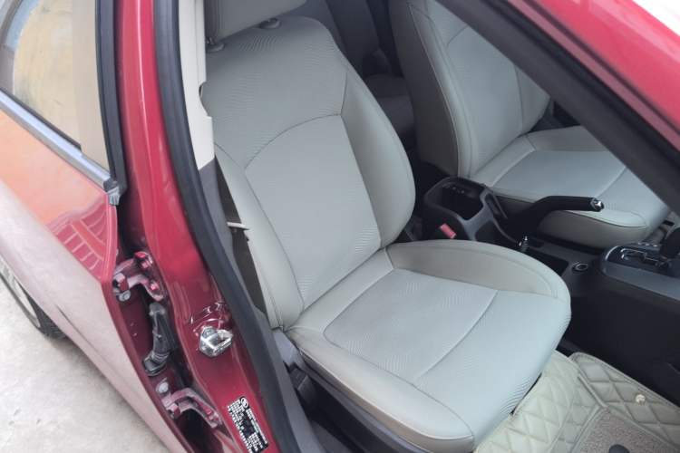 Used Chevrolet Cruze 2015 1.5L Classic SE AT
