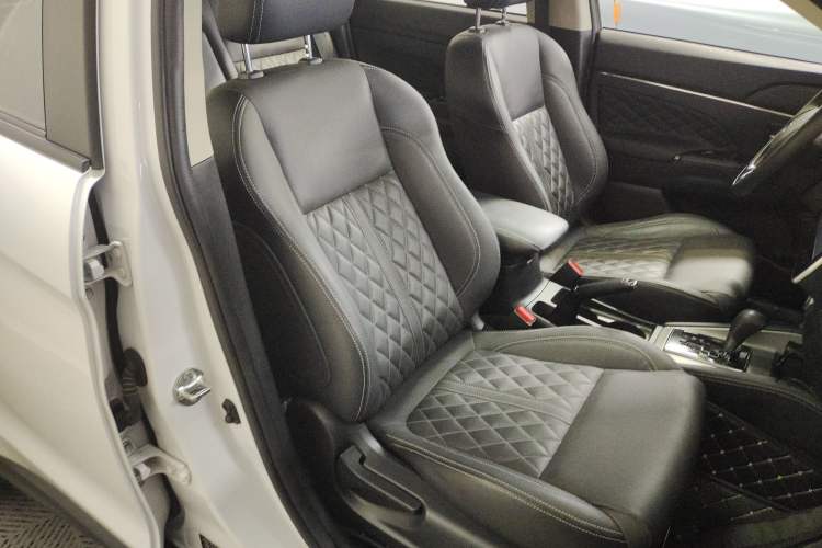 Used Mitsubishi ASX 2020 2.0L CVT Smart Edition
