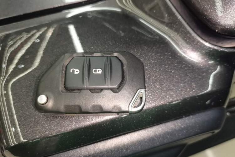 Used Jeep Wrangler New Energy 2021 Four-Door 2.0T 4xe Sahara Vehicle Key