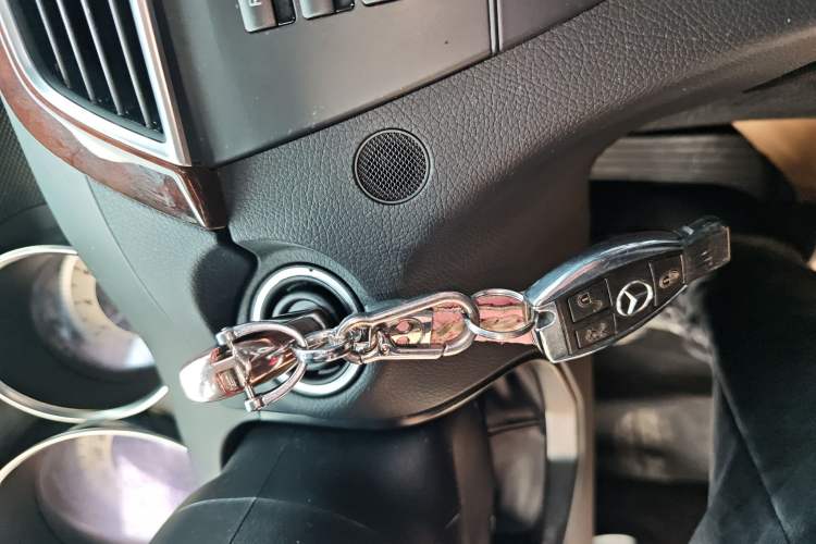 Used Mercedes-Benz C-Class 2013 C 260 Elegant Grand Edition