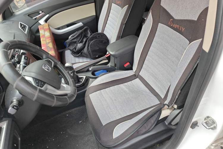 Used CHANGAN Alsvin V7 2015 1.6L Manual Joyride Model China IV Standard Left Front Seat