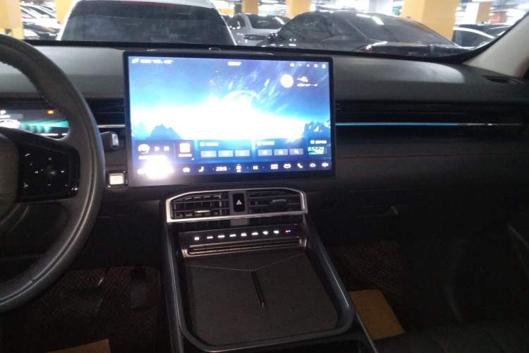 Used JETOUR Dashing 2025 1.5TD DCT Flagship Edition
