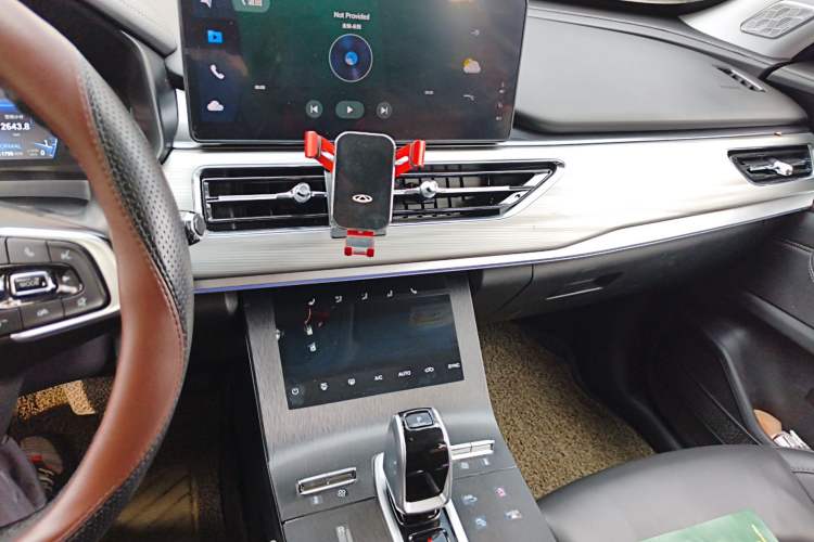 Used Chery Tiggo 8 2021 Kunpeng Edition 390TGDI Automatic Zhubfeng Version Audio And AC Panel