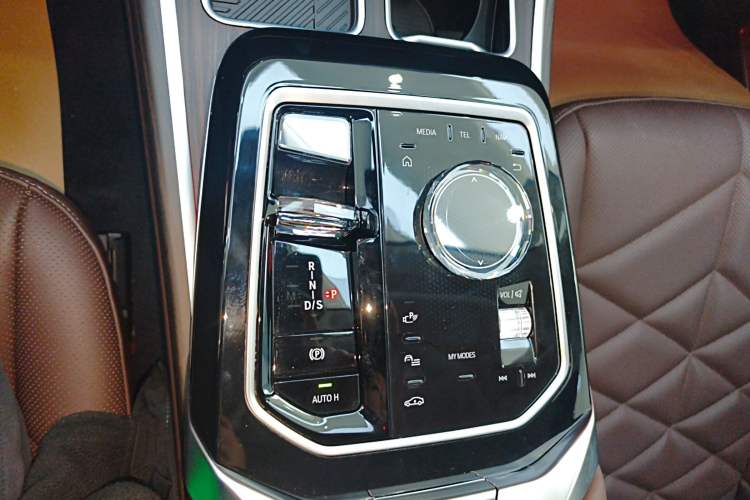 Used BMW 7 Series 2023 735Li M Sport Package